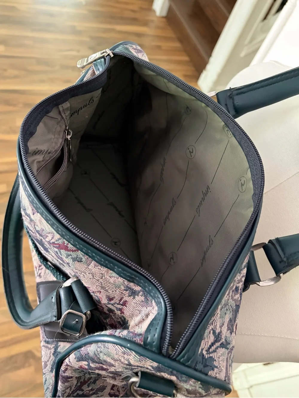 Floral Tapestry HandBag in Purple, Gray, Green, Mauve & More, EEEEUCCC